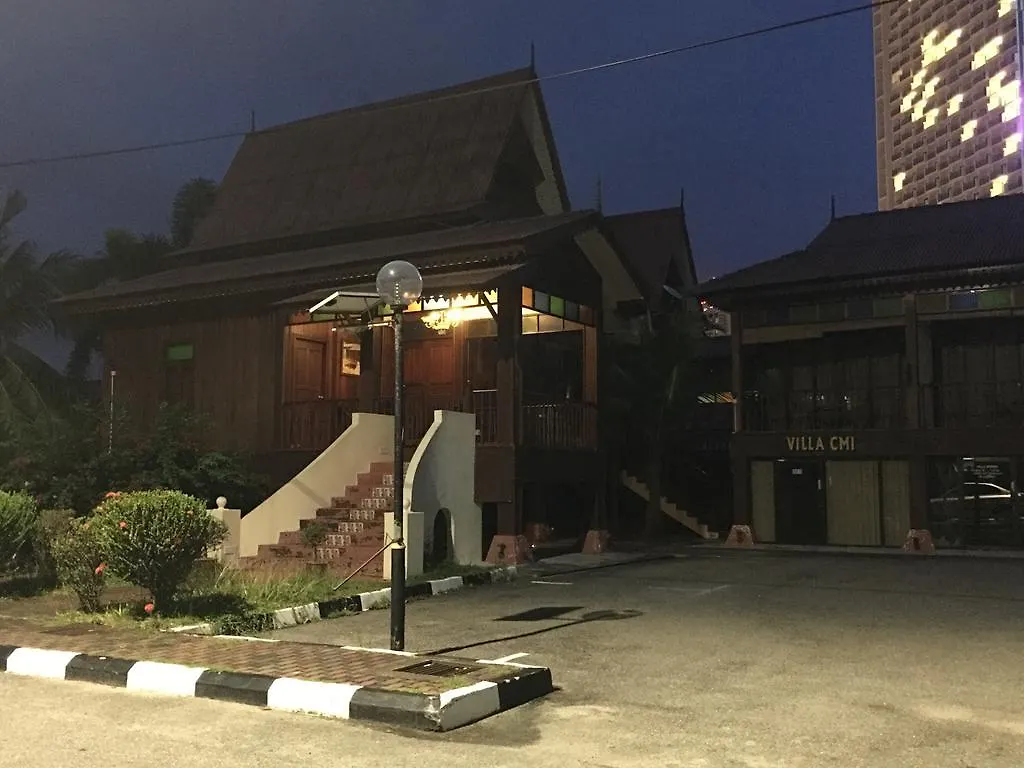Traders Villa - Villa Warisan Melaka Malacca